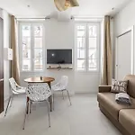 - 4 Neufs Au Coeur De Apartmán *