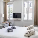 - 4 Neufs Au Coeur De
